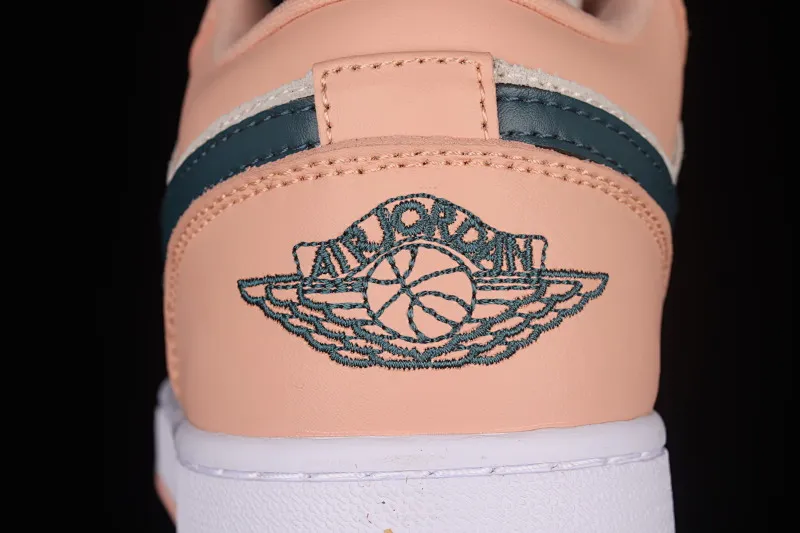 All categories Air Jordan Jordan series basketball shoes Air Jordan 1 Low Air Jordan 1 Low AJ1 Joe 1 pink and green low-top cultural sneakers DC0774-800